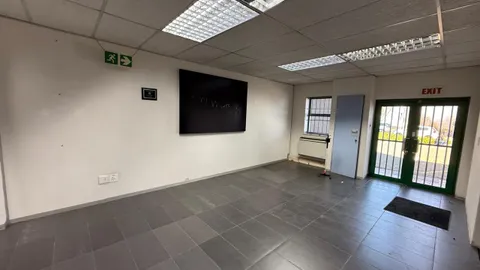 Clovelly Business Park, 342 Old Pretoria Rd in Halfway House has a 1418m² Industrial Unit Available To Let (6)